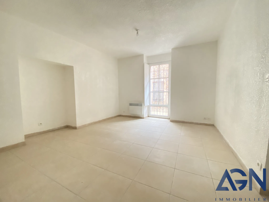 À VENDRE : Appartement 2 pièces rénové de 36 m² à Agde