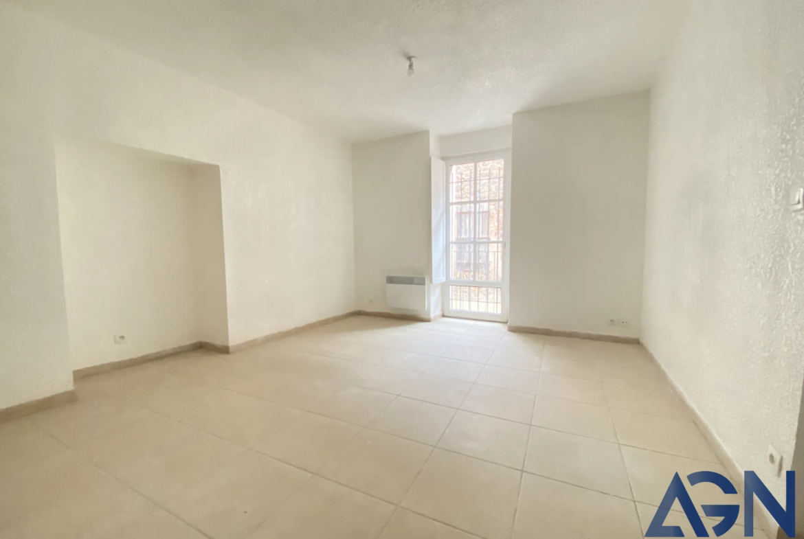 À VENDRE : Appartement 2 pièces rénové de 36 m² à Agde 