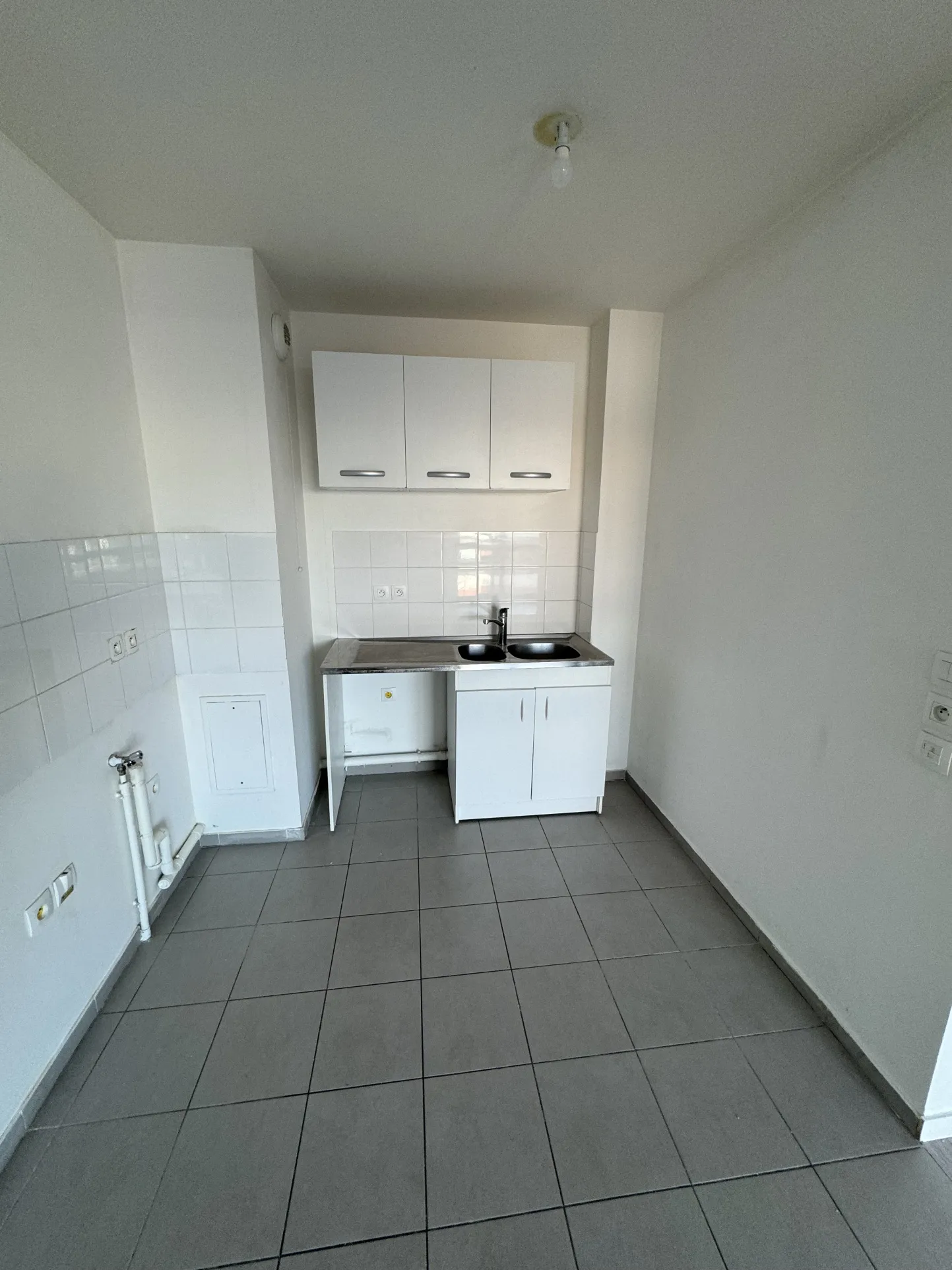 Appartement DEUX pièces de 43m2 à Cergy-le-Haut 