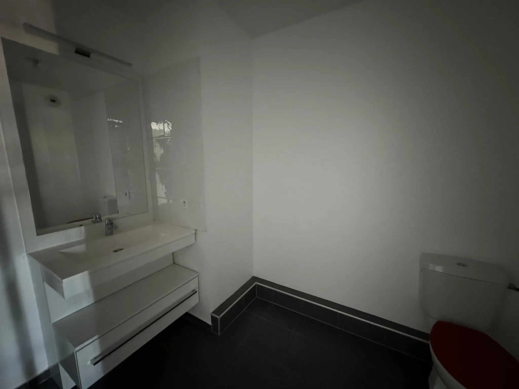 Appartement DEUX pièces de 43m2 à Cergy-le-Haut 