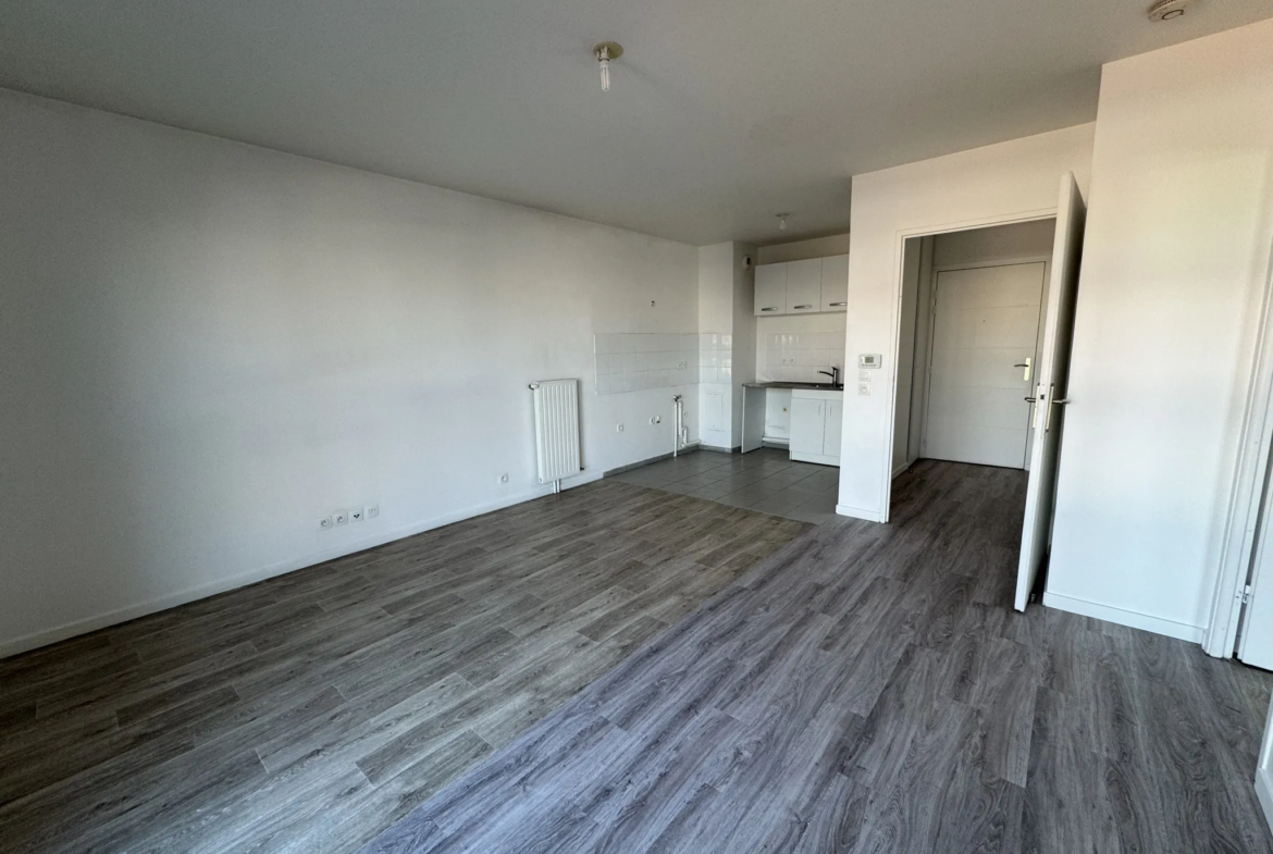 À vendre : Appartement 2 pièces de 43 m² à Cergy-le-Haut 