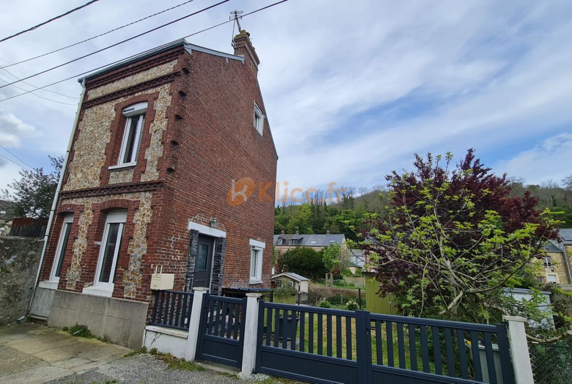 Maison à vendre à Fécamp - 3 chambres, jardin et terrasse 