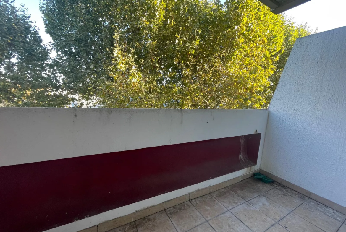 Appartement F2 à vendre à Villepinte - 56 m² avec balcon 