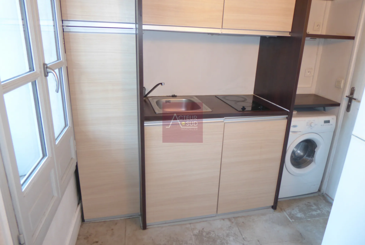 À vendre : Appartement 2 pièces Montpellier ECUSSON PEYROU avec vue 