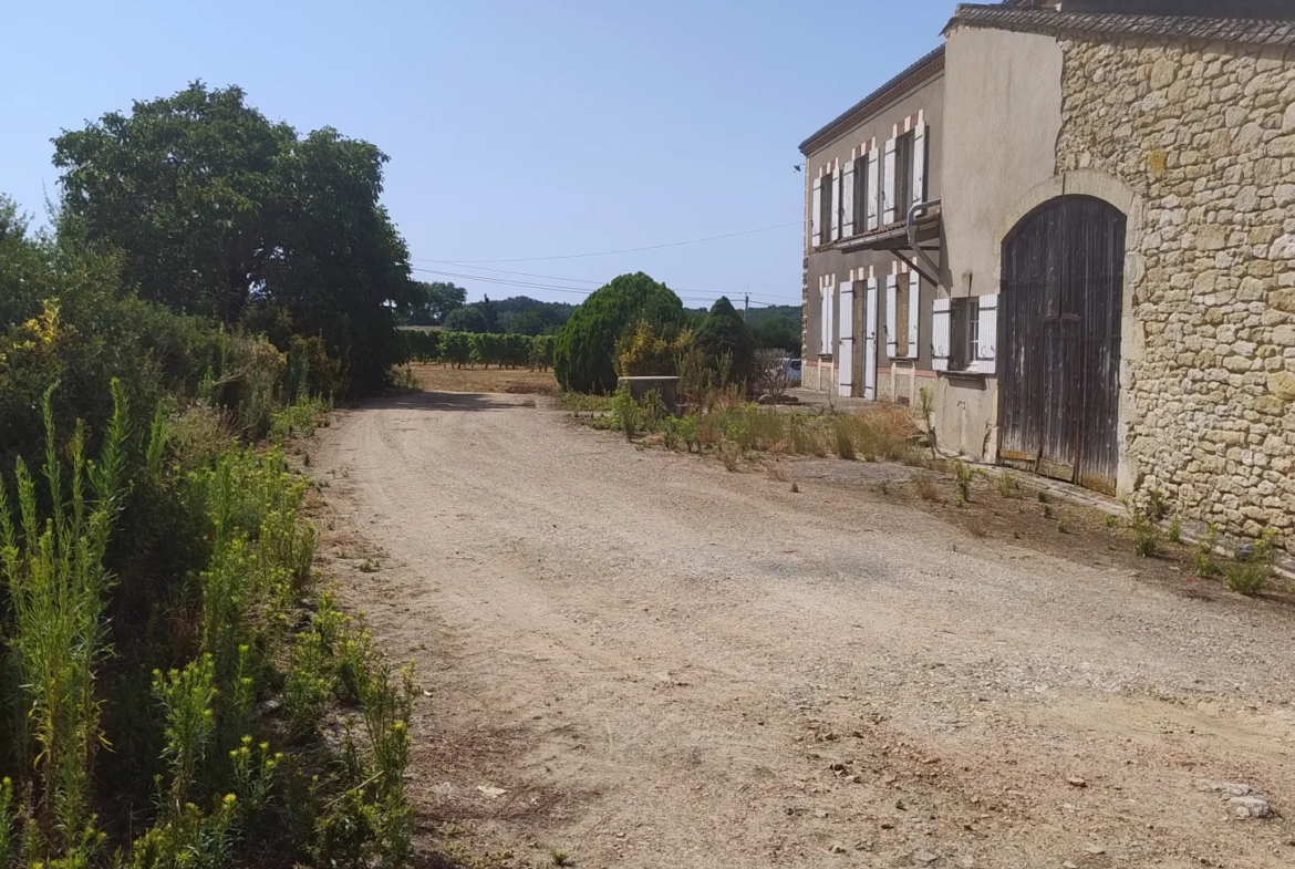 Ancienne Ferme Viticole à Caplong - Idéale pour projets touristiques 