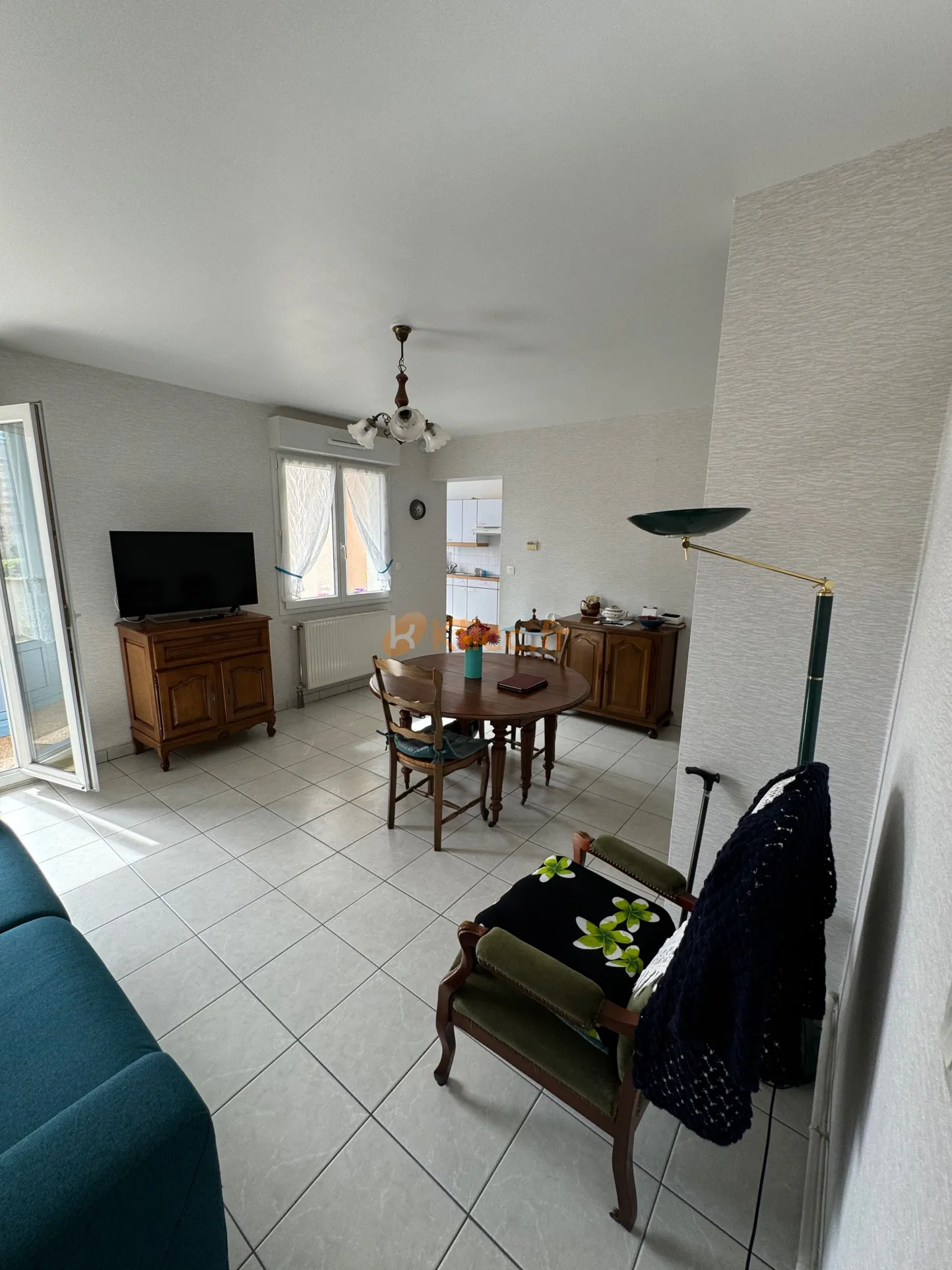 Appartement Lumineux avec Terrasse et Garage à Cany Barville 