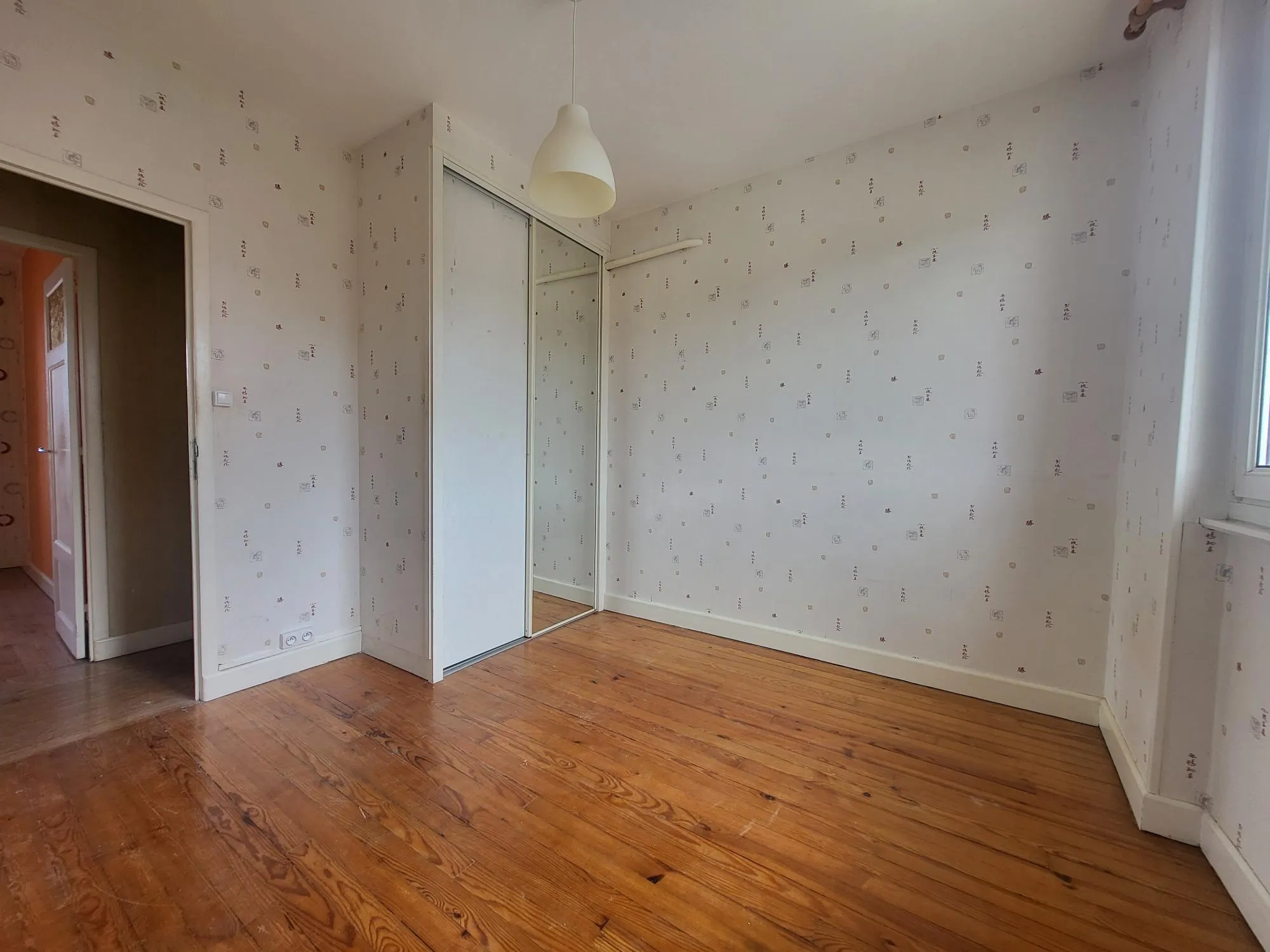 Appartement T5 avec balcon à Beaumont 