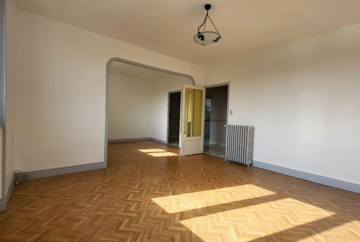 Appartement T5 avec balcon à Beaumont 