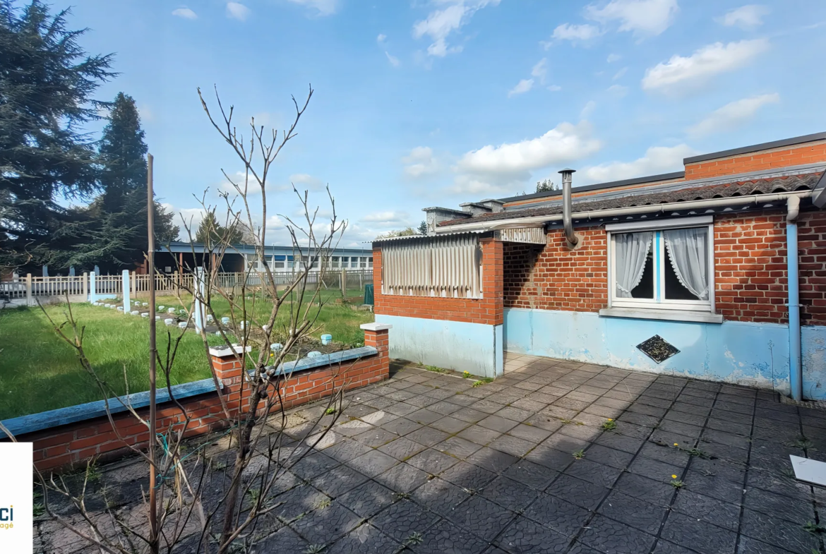 Charmante maison avec jardin et garage à Sainghin-en-Weppes 