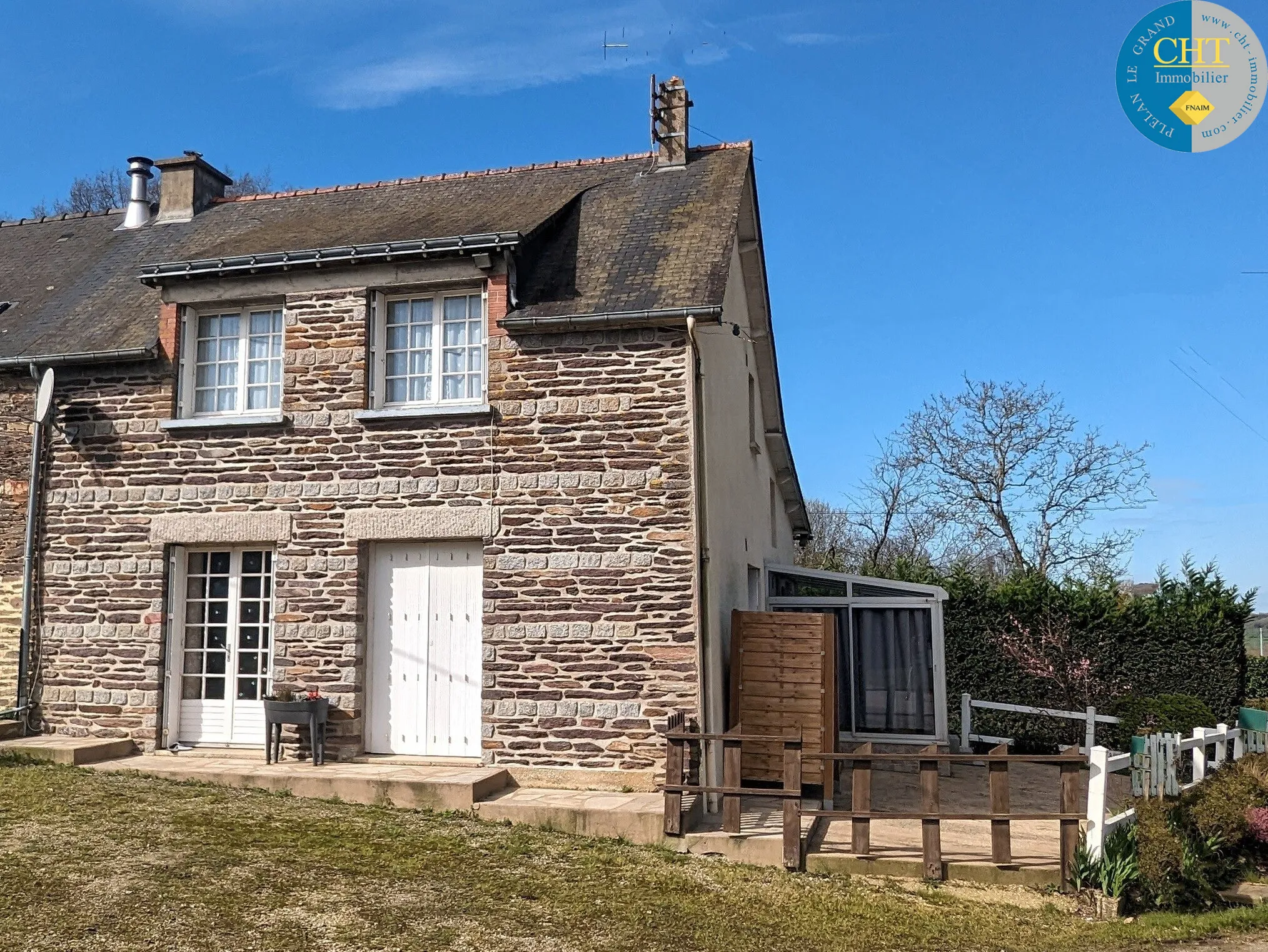 À vendre : Maison en pierres avec 3 chambres à Guer (56) 