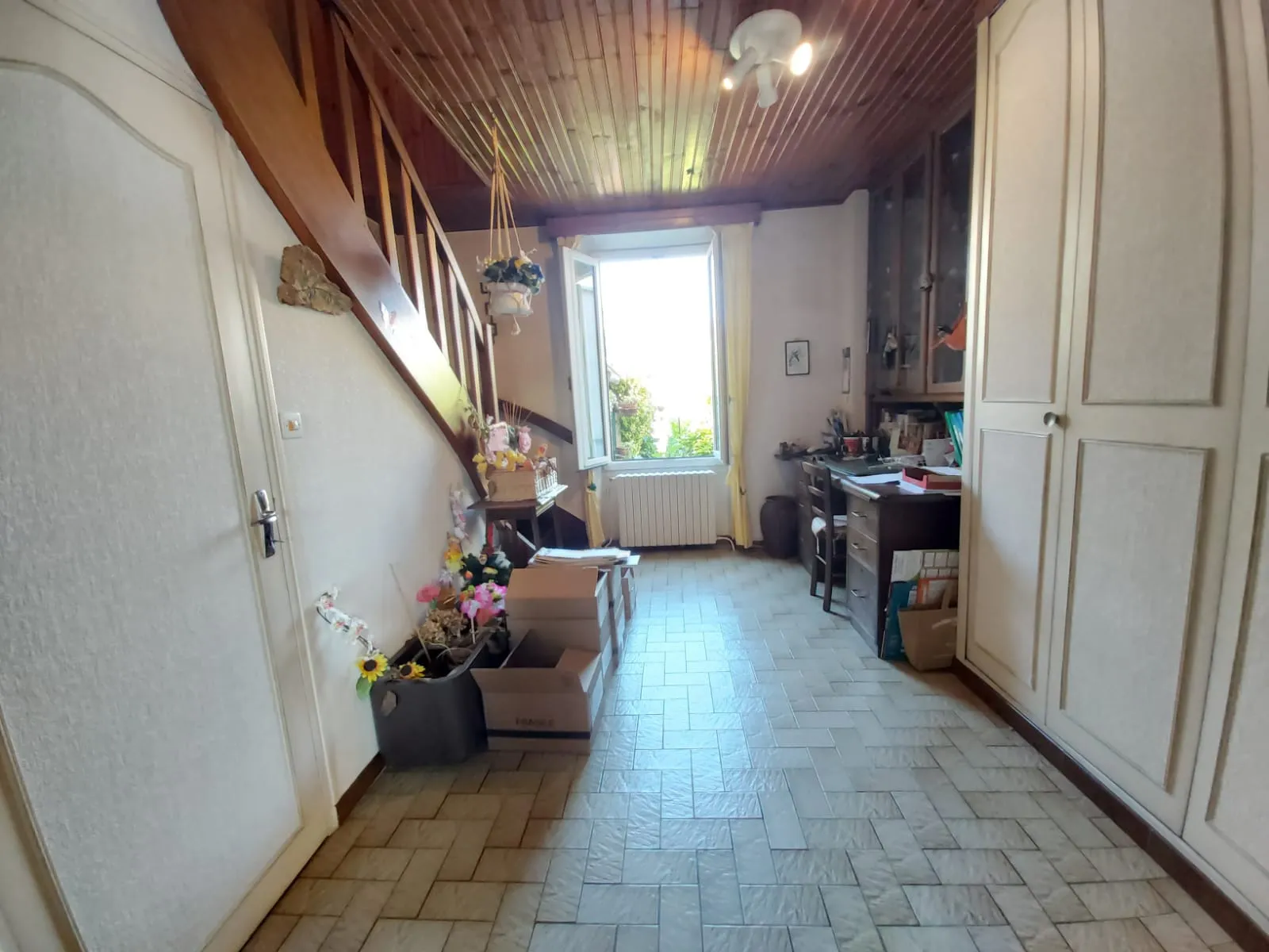 Maison à vendre à Melun - 5min de la gare - Jardin - Sous-sol - Garage 