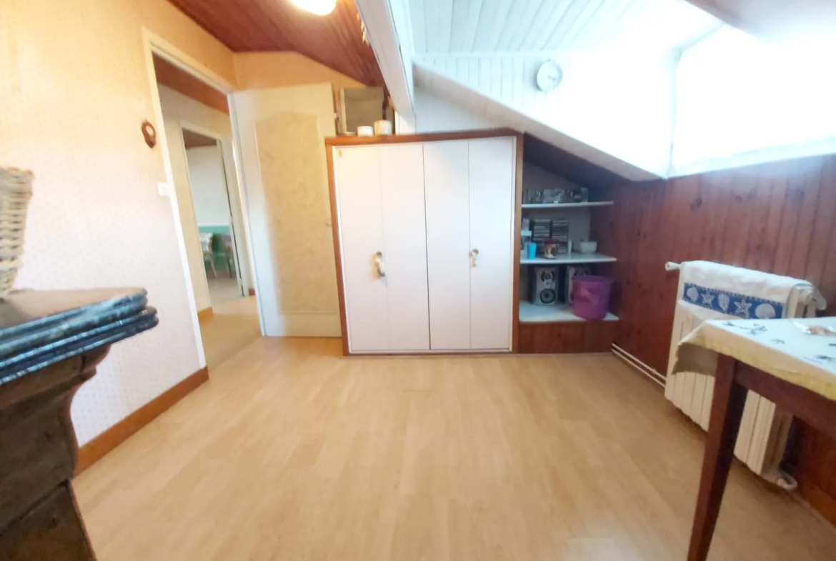 Maison à vendre à Melun - 5min de la gare - Jardin - Sous-sol - Garage 