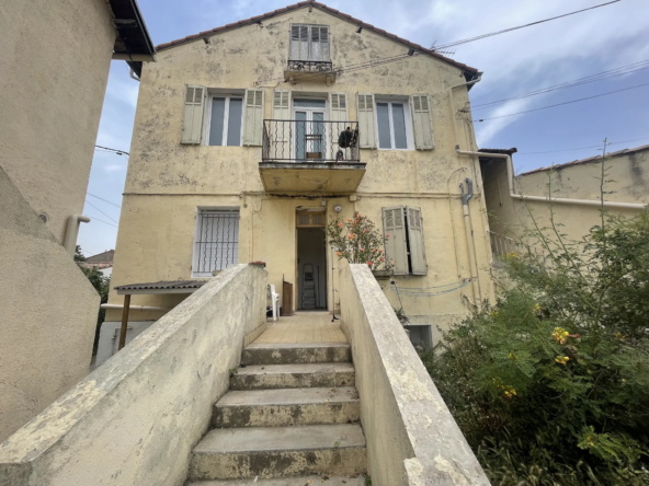 Appartement T2 à rénover à Beaumont, Marseille