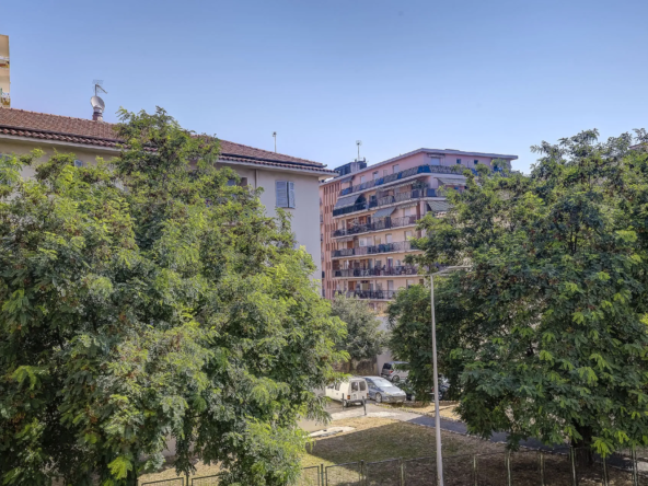 À vendre : Appartement 2 pièces - 40,30 m² - Nice Ouest avec Balcons