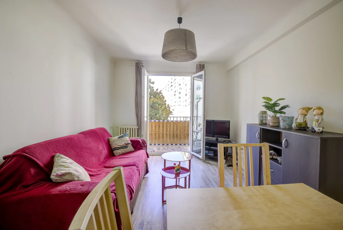 À vendre : Appartement 2 pièces - 40,30 m² - Nice Ouest avec Balcons 