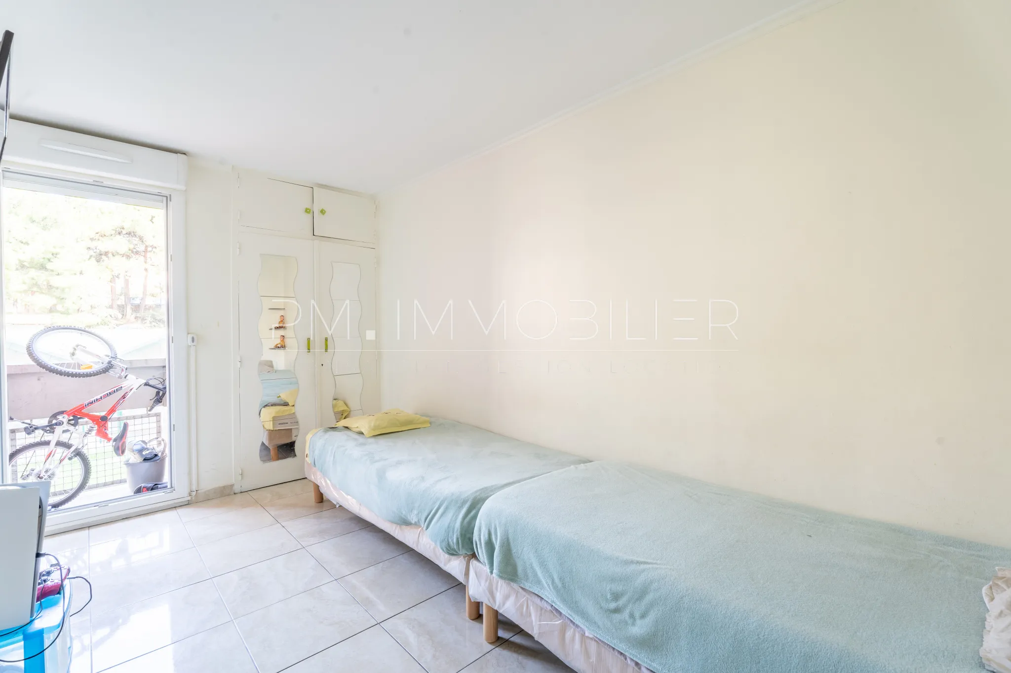 Appartement Type 4 - Résidence Proche Hôpital Nord - Marseille 