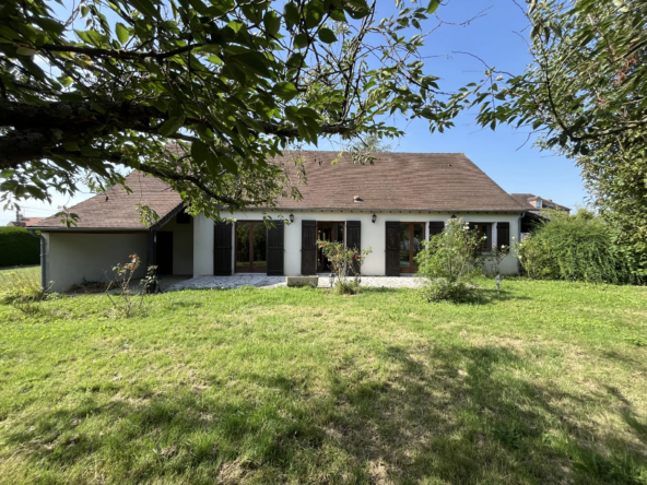 Pavillon familial à vendre à Lorrez-le-Bocage