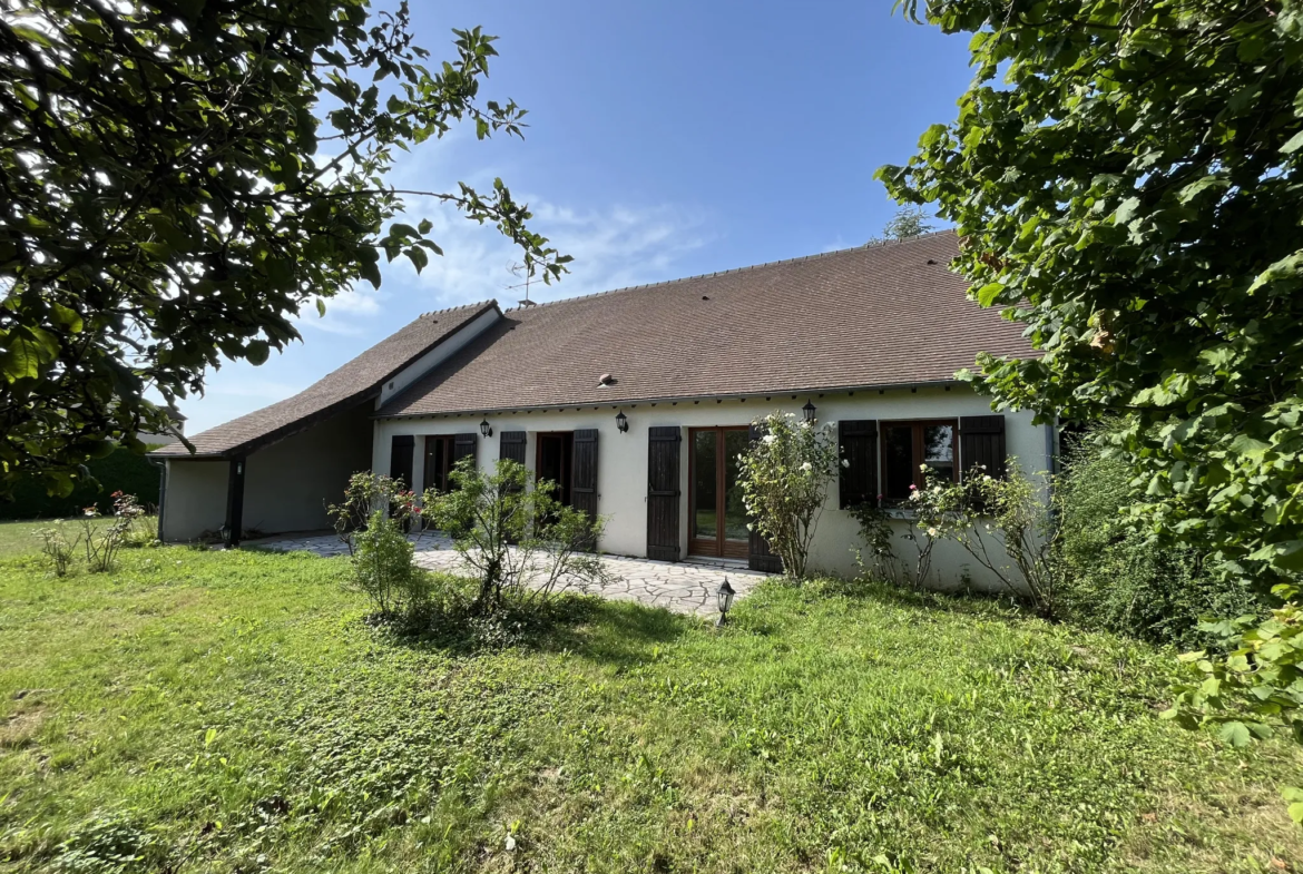 Pavillon familial à vendre à Lorrez-le-Bocage 