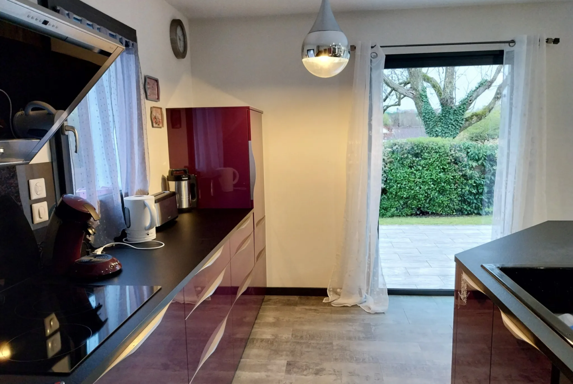 À vendre : Ravissant pavillon moderne à Ruelle sur Touvre 