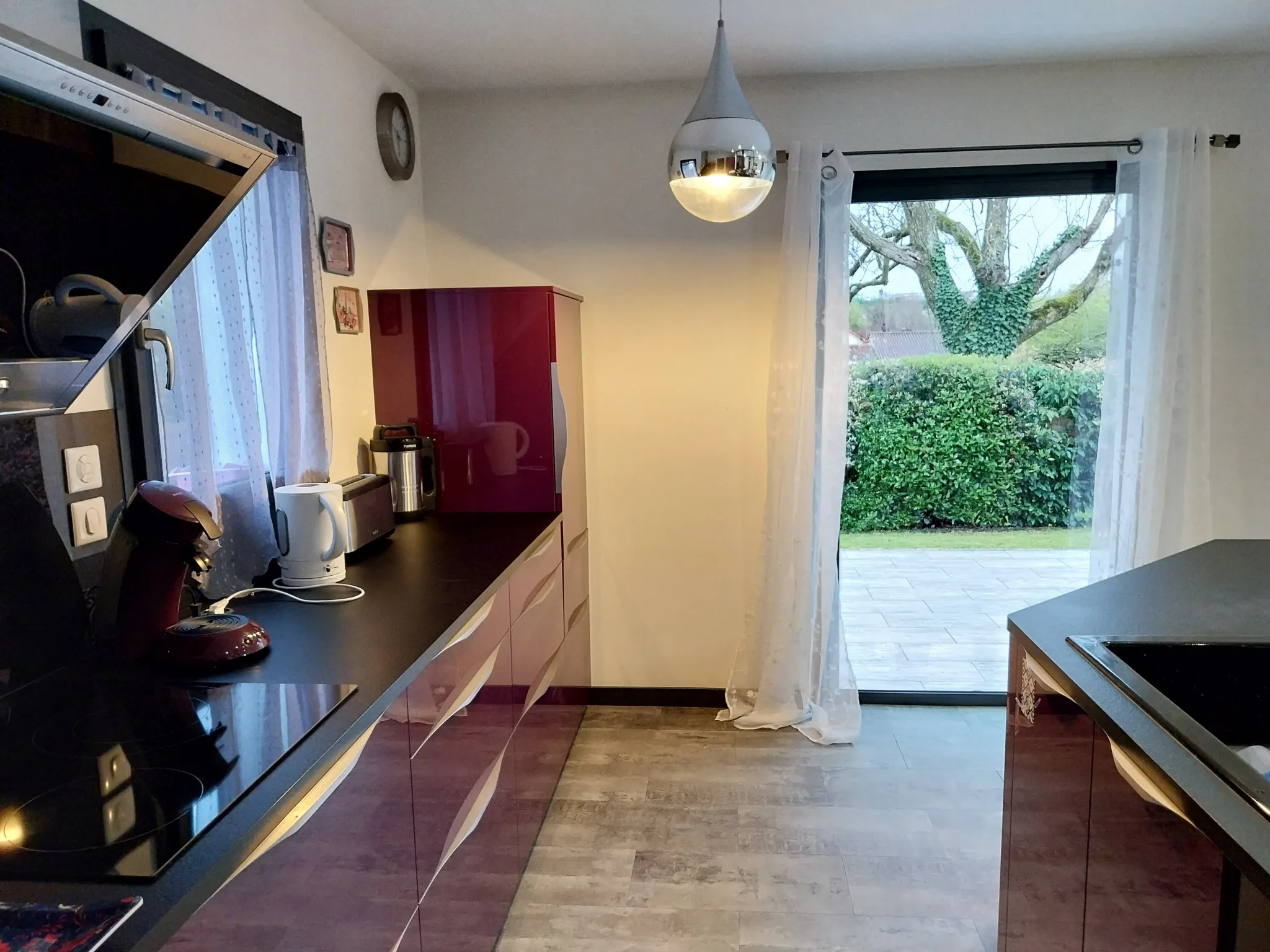 À vendre : Ravissant pavillon moderne à Ruelle sur Touvre 