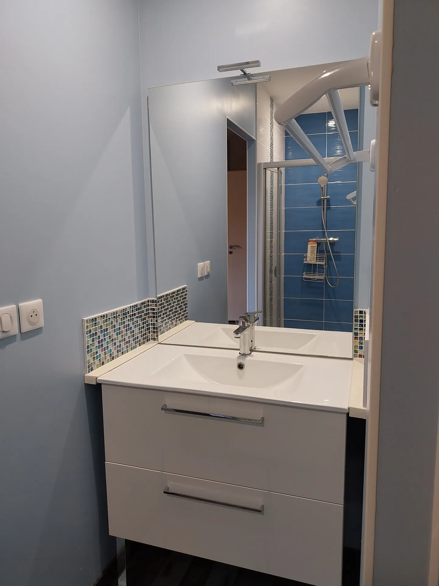 À vendre : Ravissant pavillon moderne à Ruelle sur Touvre 