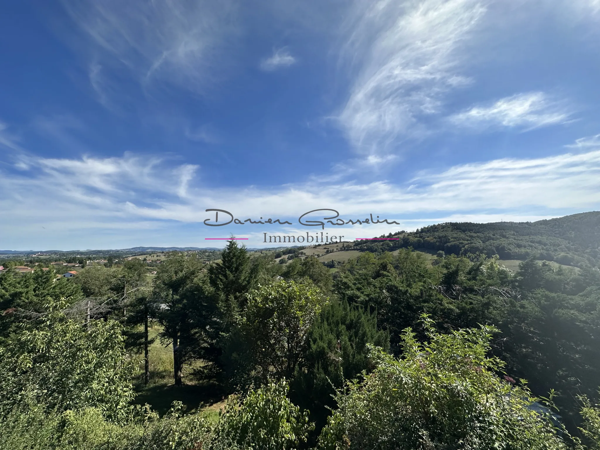 Maison individuelle avec vue sur la campagne 