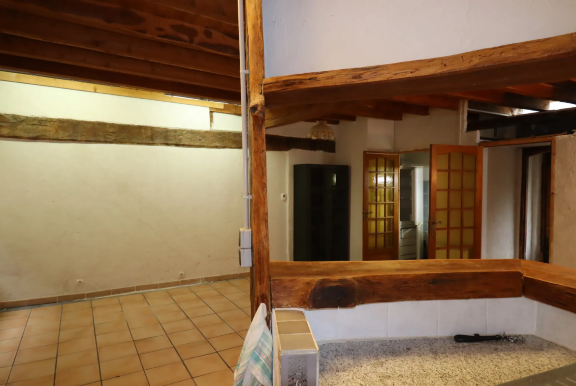 Maison de village T4 à Thorame-Haute - 85000 EUR 