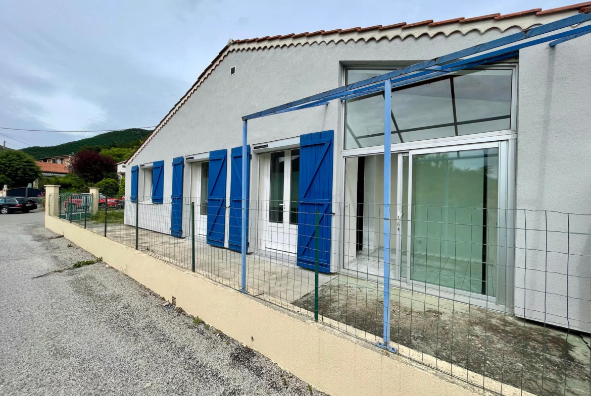 Maison avec 2 chambres, jardin et garage à Serres 