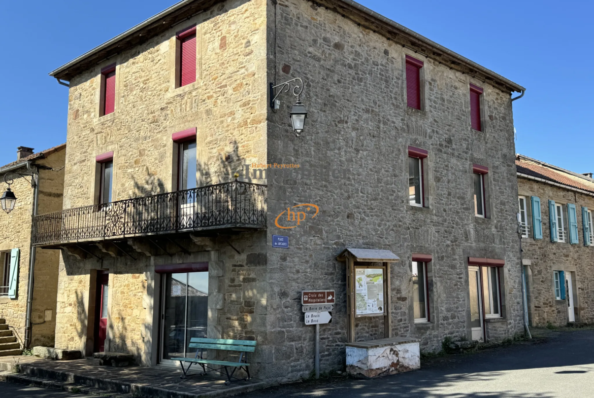 Maison à vendre à Montclar - 180 m² à rénover 