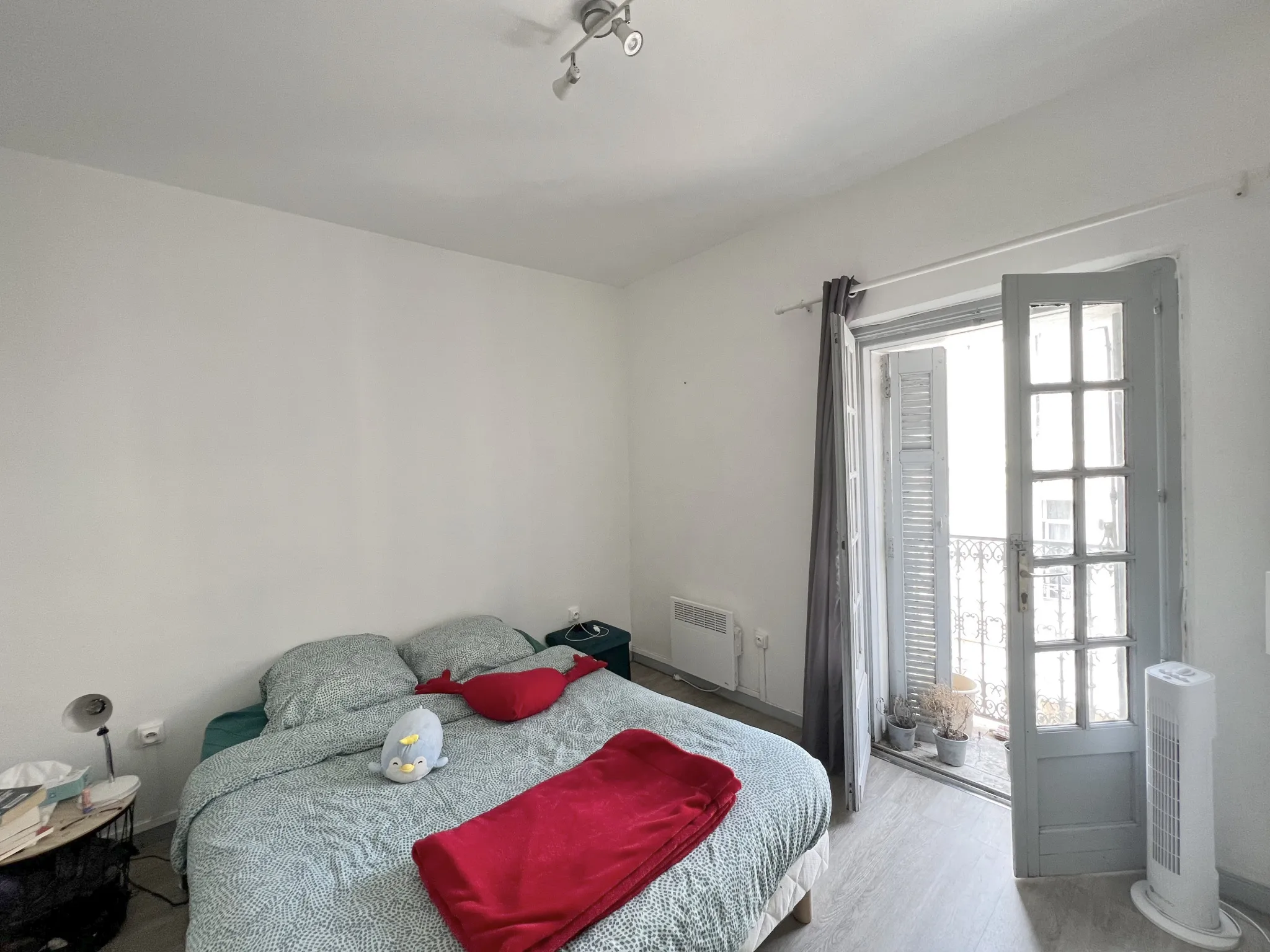 À vendre : Appartement T2 33 m² + Studio 17 m² à Fréjus 