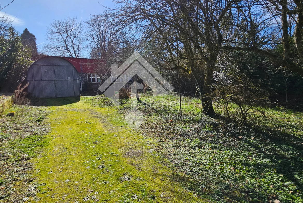 Maison type chalet avec terrain à Vendat - 4 pièces 