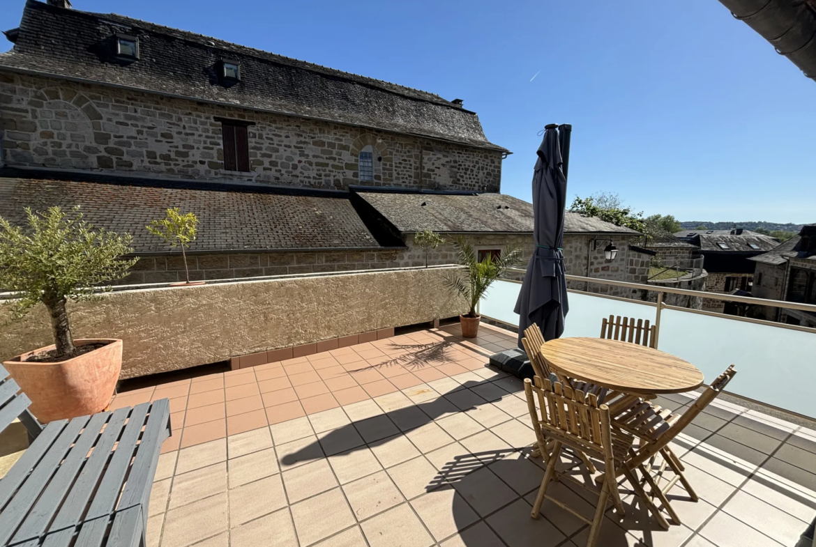 Maison atypique à Malemort avec 2 chambres et terrasse 