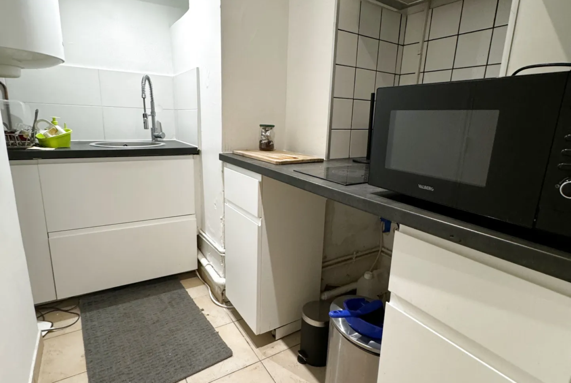 À vendre : Studio de 19,15 m² avec parking à Pontoise 