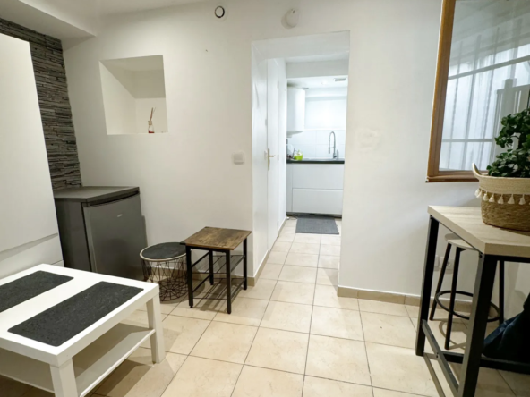 À vendre : Studio de 19,15 m² avec parking à Pontoise