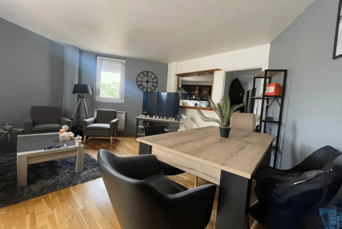 Appartement de 67,5 m² avec grande terrasse à Herouville St Clair 