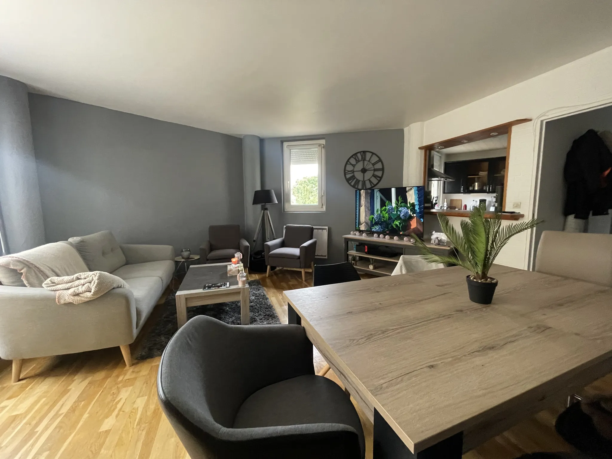 Appartement de 67,5 m² avec grande terrasse à Herouville St Clair 