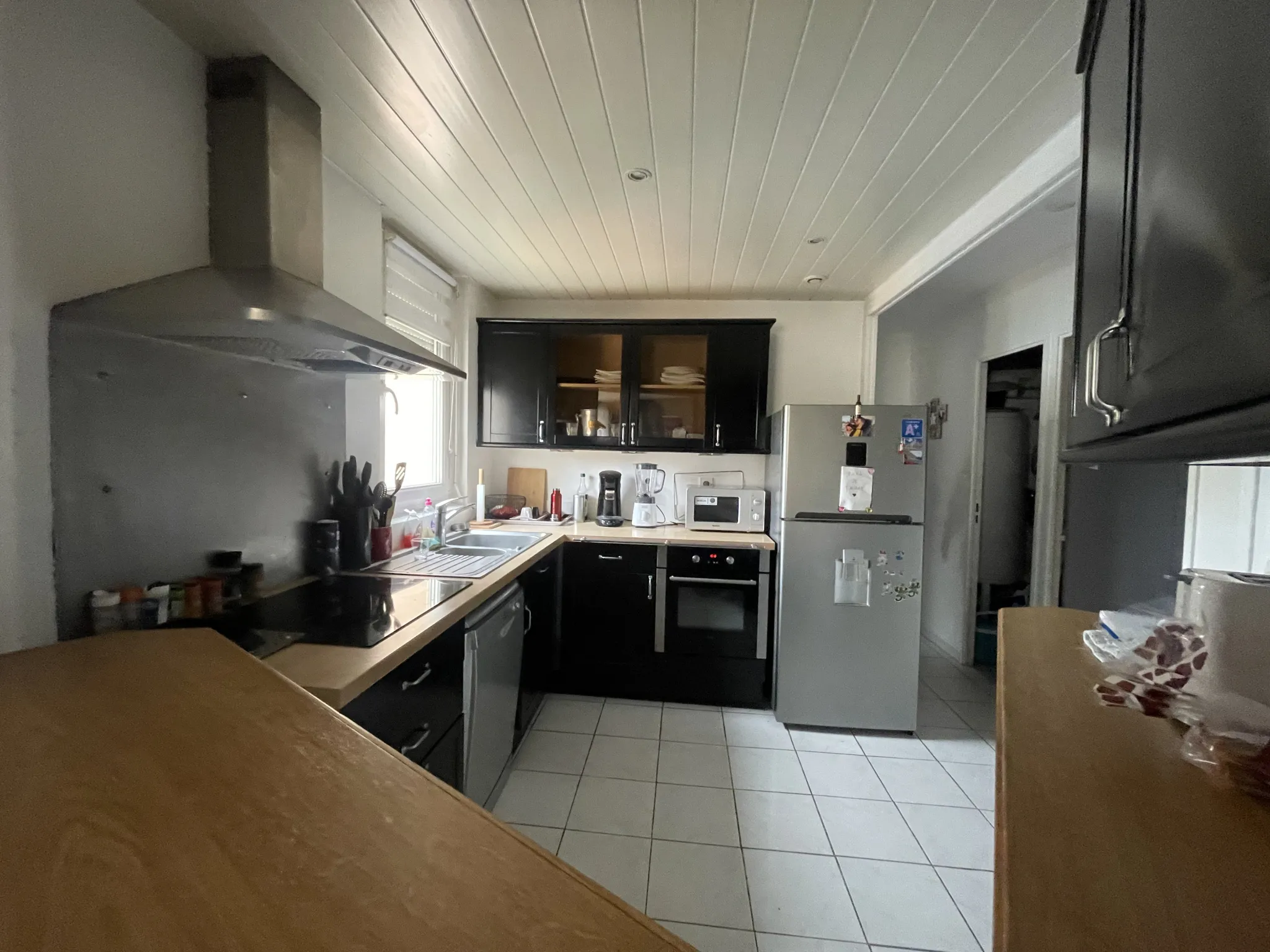 Agréable appartement avec belle terrasse à Herouville st clair 