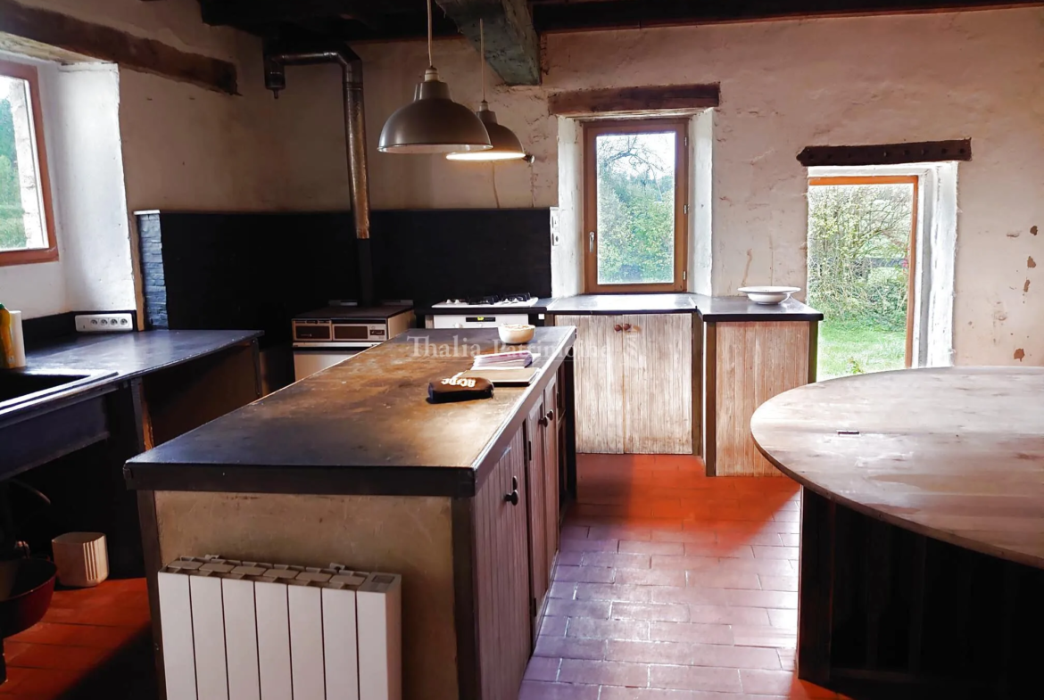 Maison de bourg à Brantome / Bourdeilles de 200 m2 