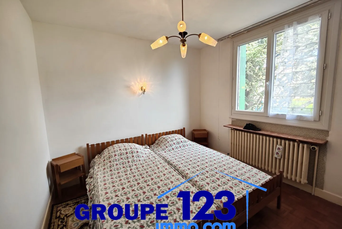 Maison spacieuse de 3 chambres à Migennes - 128 900 € 