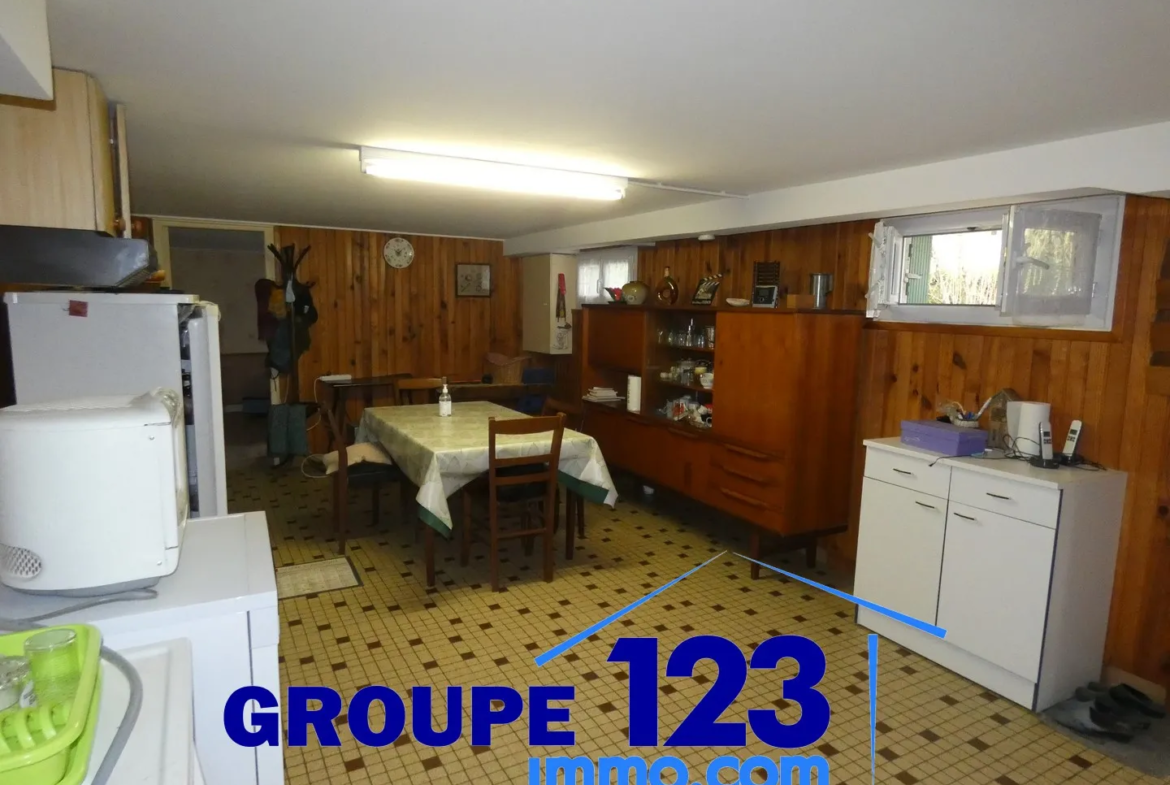 Maison spacieuse de 3 chambres à Migennes - 128 900 € 