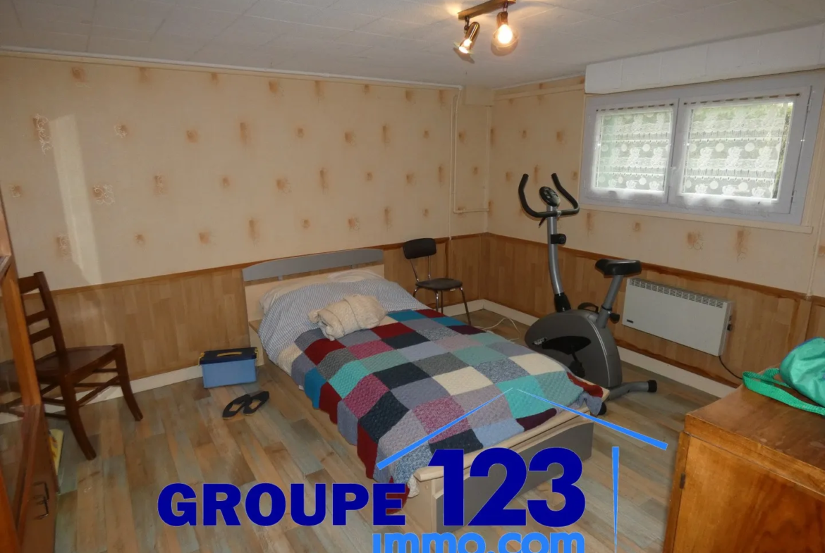 Maison spacieuse de 3 chambres à Migennes - 128 900 € 