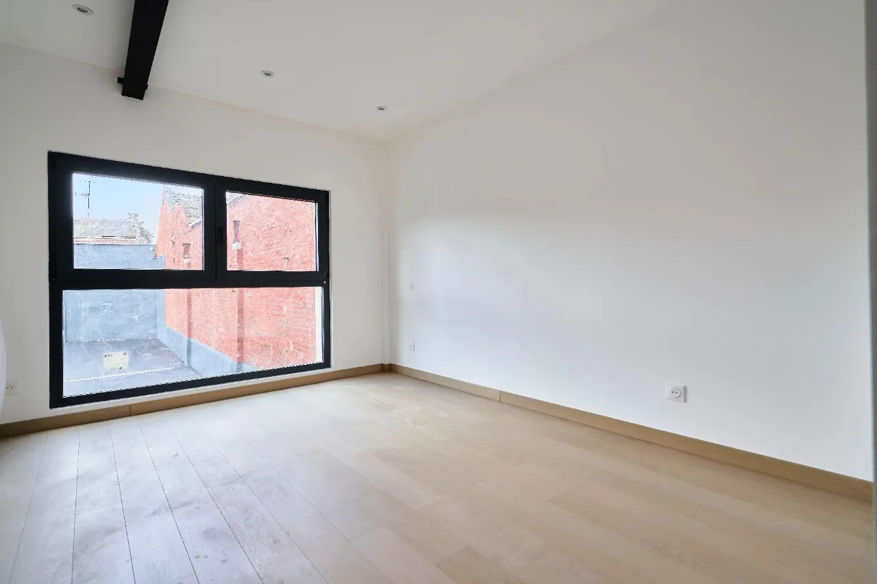 Appartement Loft en Duplex de 120m2 avec Parking Privatif 