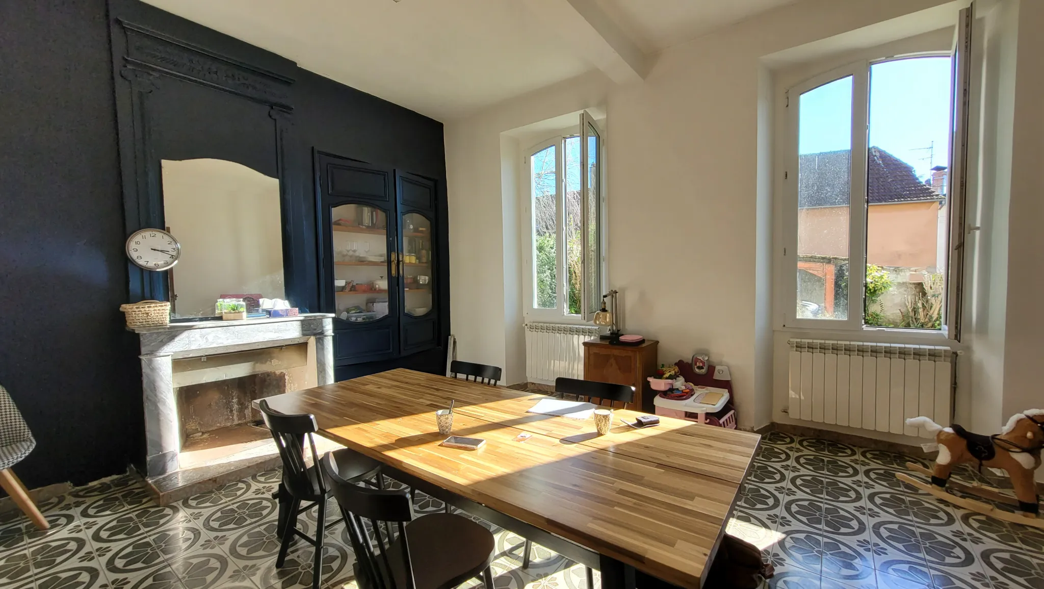 Maison de 207 m² avec combles aménageables à Ossun 