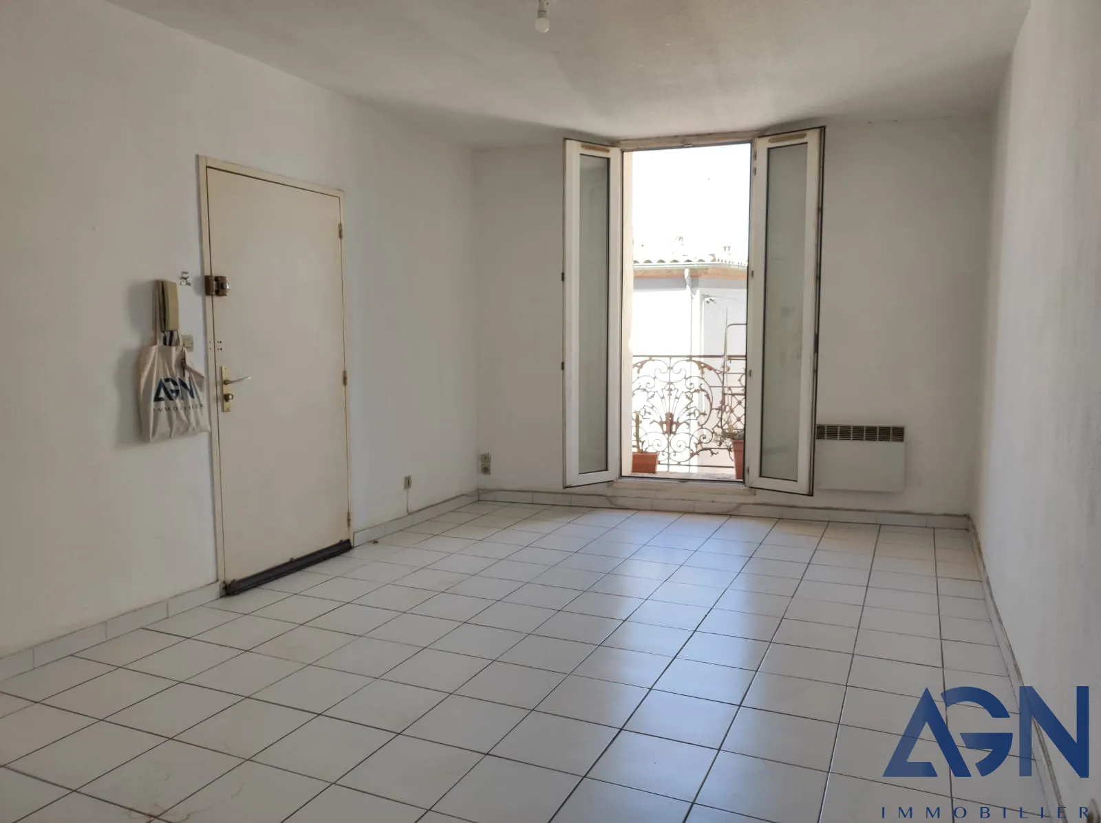 Appartement Lumineux 3 Pièces de 61,24m2 avec Terrasse à Agde 