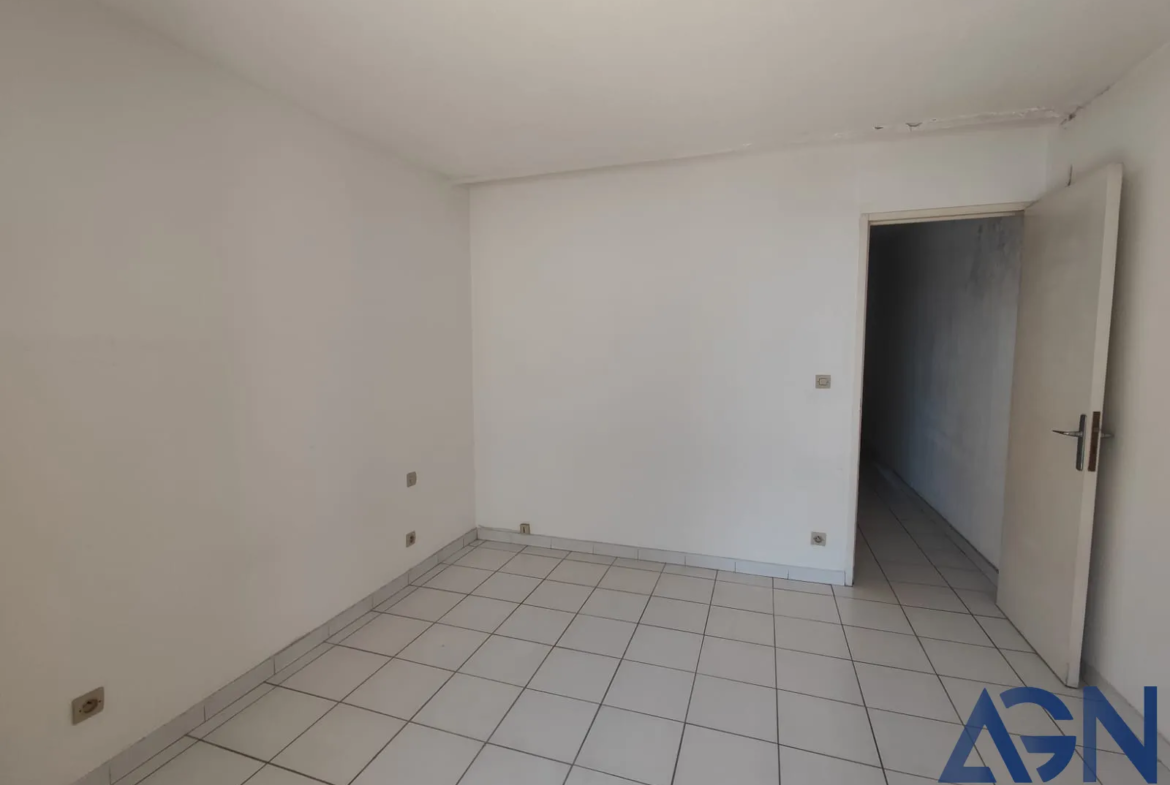 Appartement Lumineux 3 Pièces de 61,24m2 avec Terrasse à Agde 