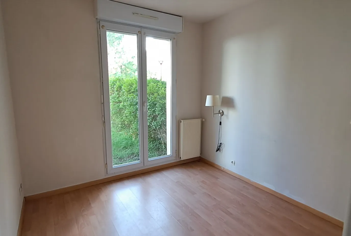 Appartement 2 pièces en rez-de-jardin à Dourdan ! 