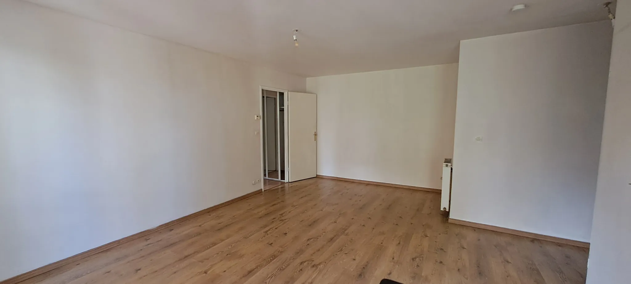 Appartement 2 pièces en rez-de-jardin à Dourdan ! 