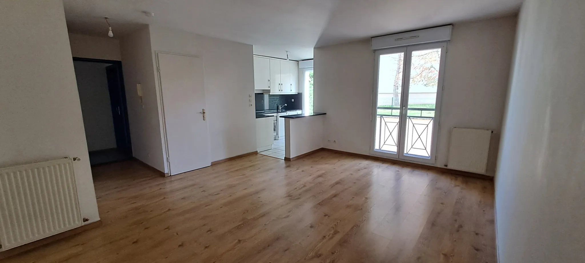 Appartement 2 pièces en rez-de-jardin à Dourdan ! 