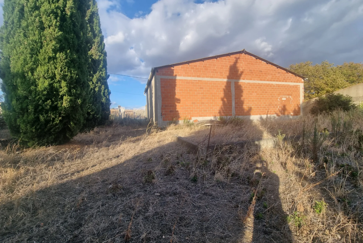 Terrain constructible à Ventenac-en-Minervois 