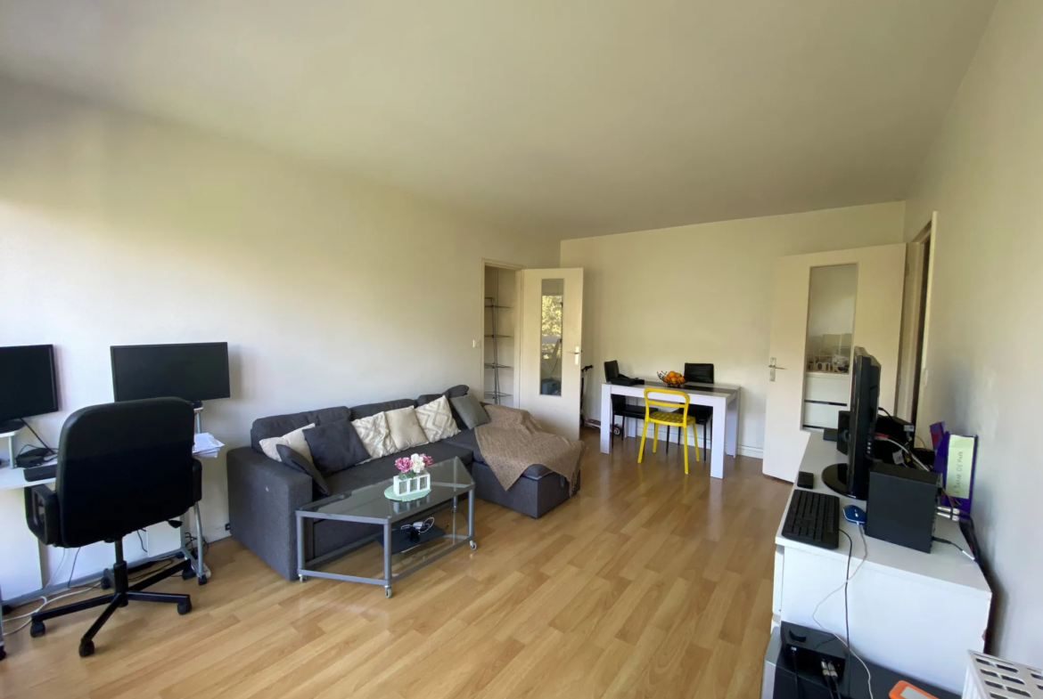 Appartements 2 pièces à vendre à Evry Centre – 43 m² 